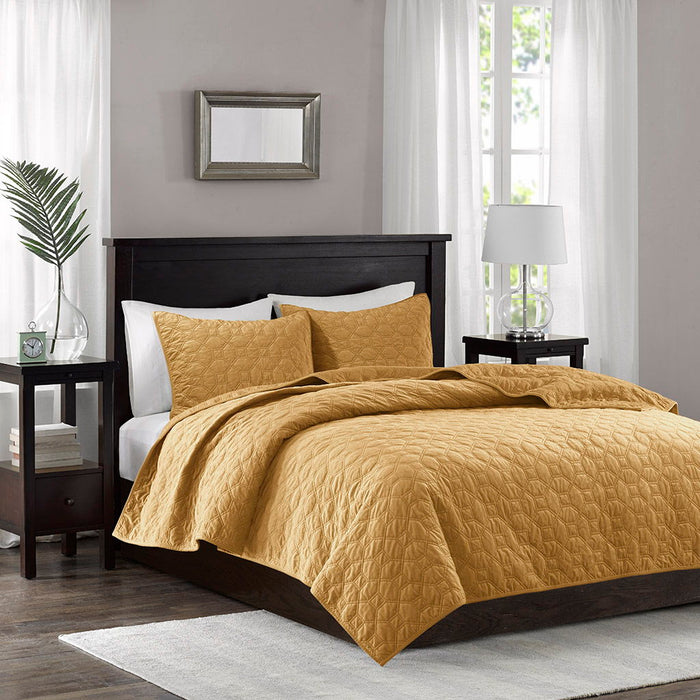 Harper - 3 Piece Velvet Quilt Set - Mustard