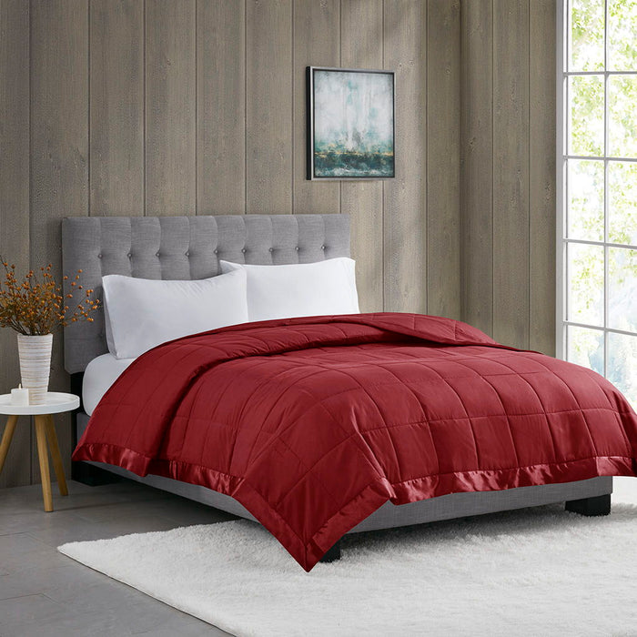 Windom - Lightweight Down Alternative Blanket With Satin Trim - Red