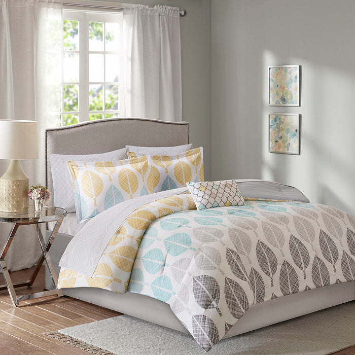 Central Park - Queen Complete Comforter And Sheet Set - Yellow / Aqua