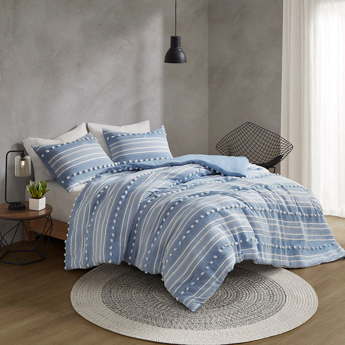 Rowan - Striped Clipped Jacquard Queen Comforter Set - Blue