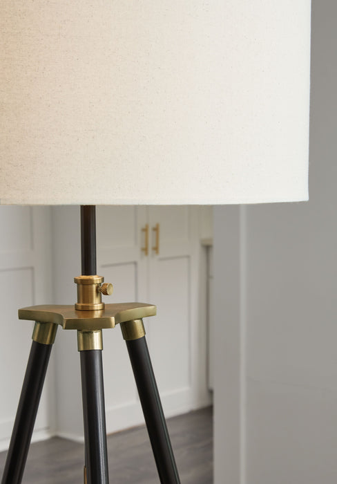 Cashner - Black / Gold Finish - Metal Floor Lamp