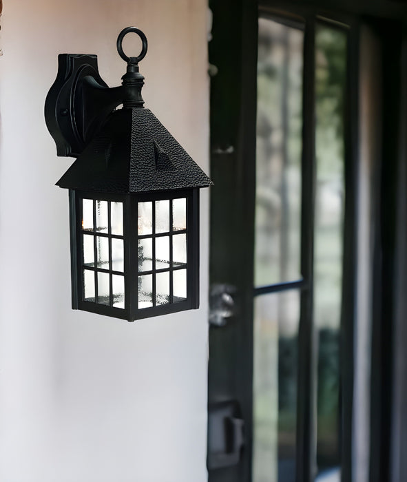 House Shaped Wall Light - Matte Black