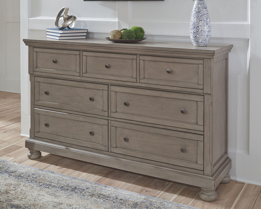 Lettner - Dresser, Mirror - Simple Home Plus