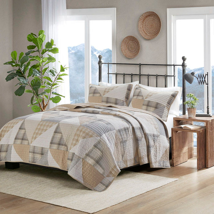 Olsen - 3 Piece Full Oversized Cotton Quilt Set - Tan