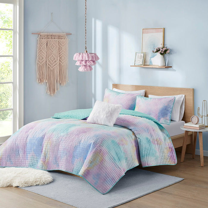 Cassiopeia - Watercolor Tie Dye Printed Quilt Set With Throw Pillow - Light Blue