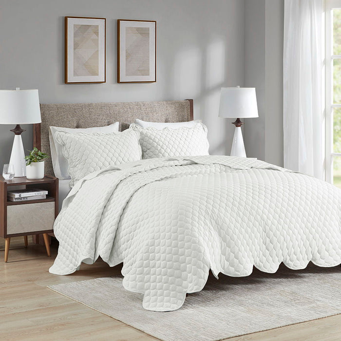 Nala - 3 Piece Full Scalloped Edge Crinkle Microfiber Quilt Set - Ivory