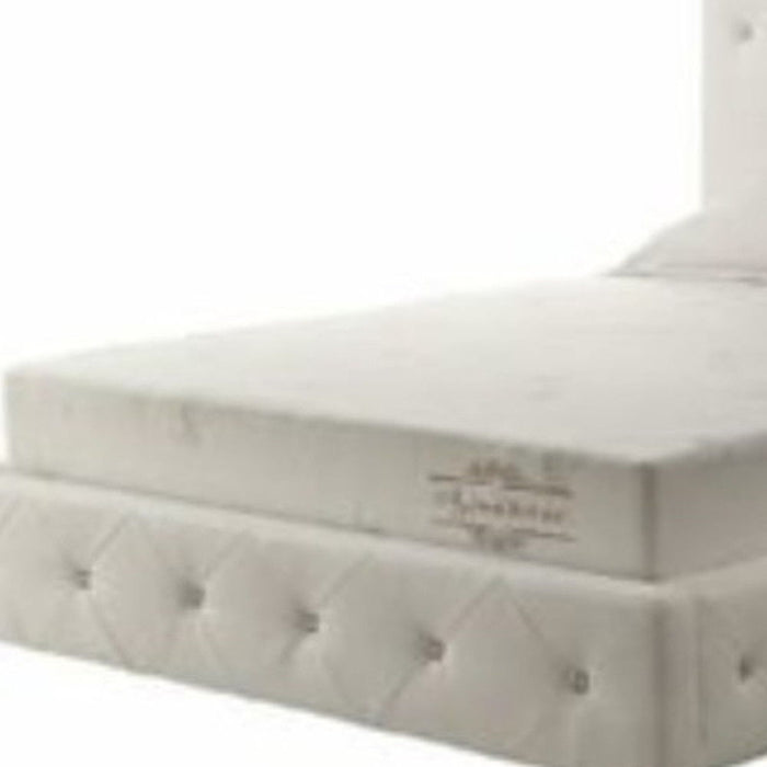 Full Aloe Vera Infused Memory Foam Mattress - White