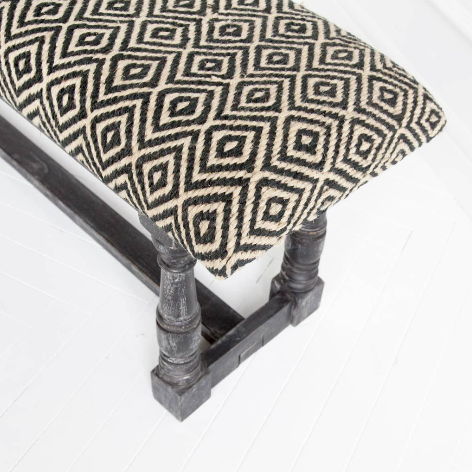 Upholstered Cotton Blend Trellis Bench - Black / White / Gray