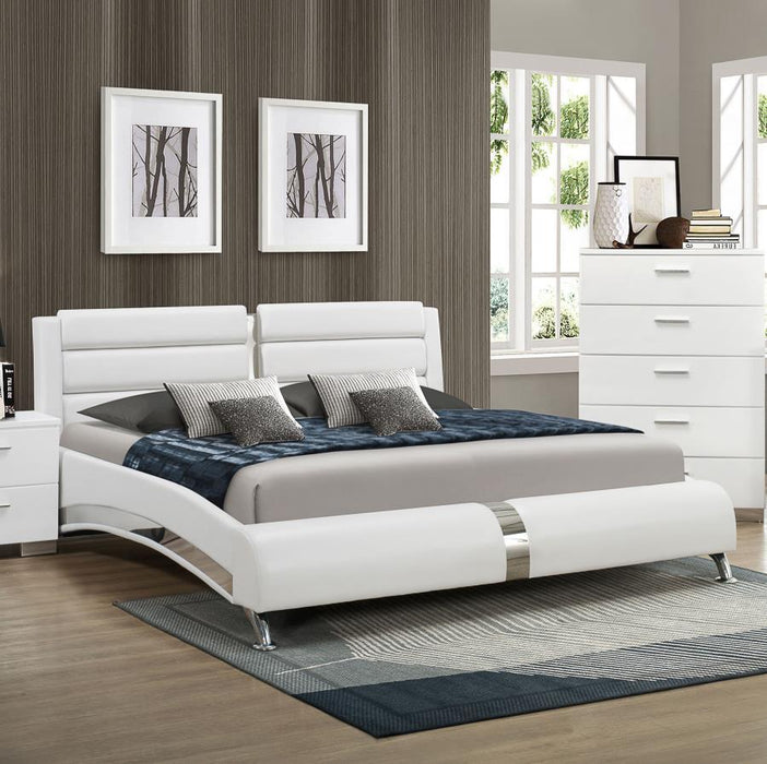 Jeremaine - Upholstered Bed - Simple Home Plus