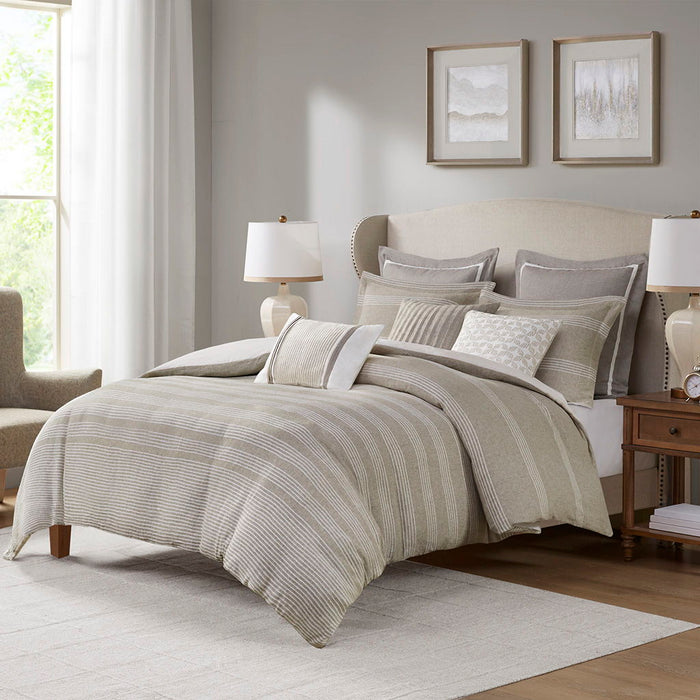 Carmel - 9 Piece Oversized Jacquard Comforter Set With Euro Shams And Throw Pillows - Natural/Beige